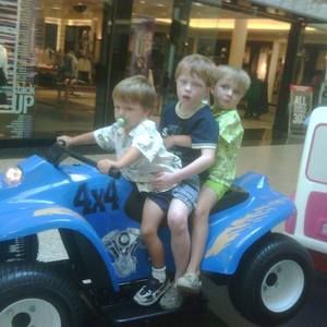 Meet your Posher, Helen